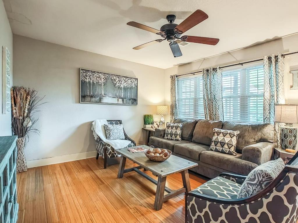 Quiet Plaza Two Bedroom 2 Bathroom Kansas City Exteriér fotografie